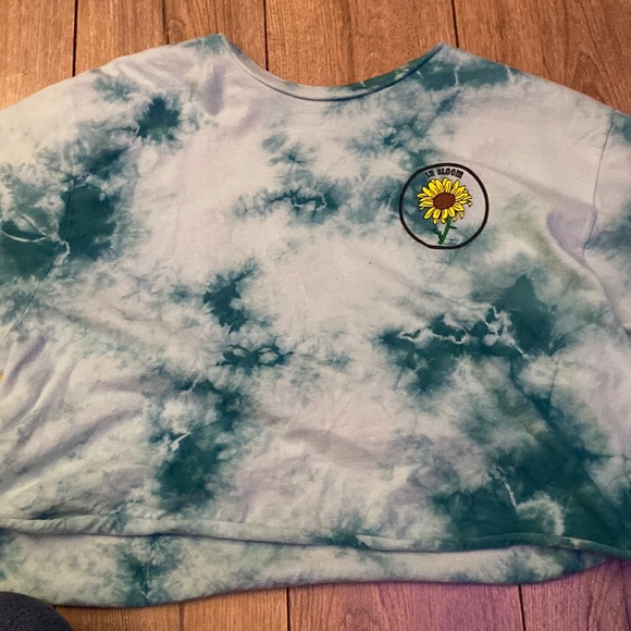 Tie die shirt - Picture 1 of 2